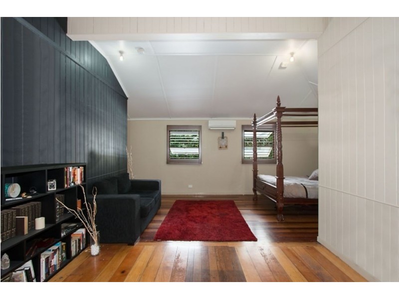 21 Rutledge Street, Coolangatta QLD 4225