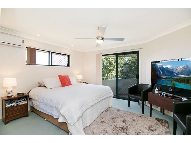 27 Admiral Crescent, Tugun QLD 4224