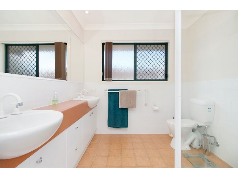 27 Admiral Crescent, Tugun QLD 4224