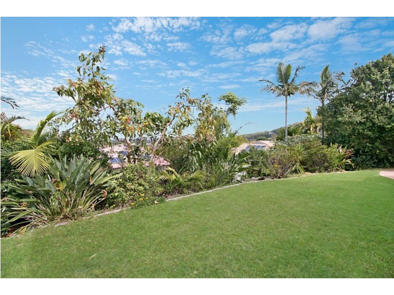 27 Admiral Crescent, Tugun QLD 4224