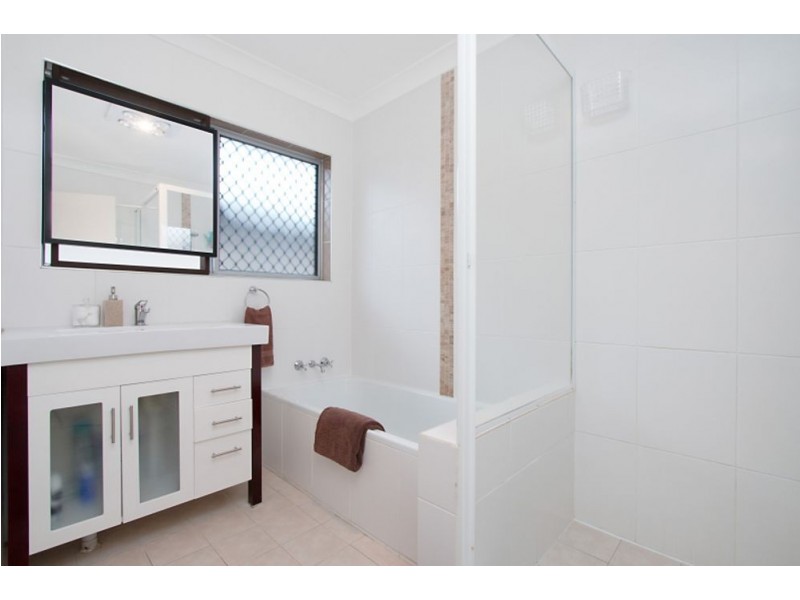 32 Morshead Street, Tugun QLD 4224