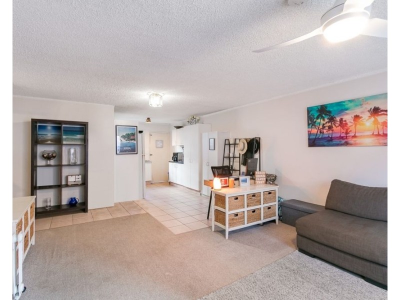 2/16 Coyne Street, Coolangatta QLD 4225