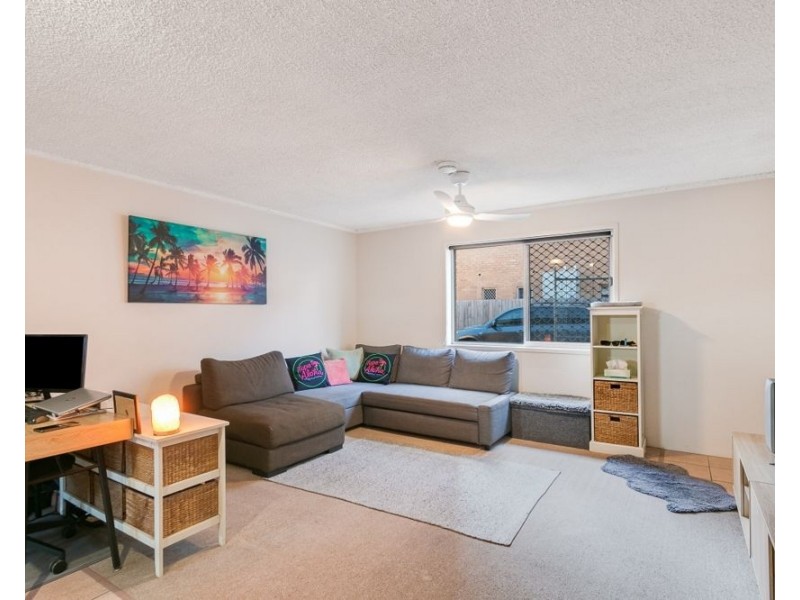 2/16 Coyne Street, Coolangatta QLD 4225