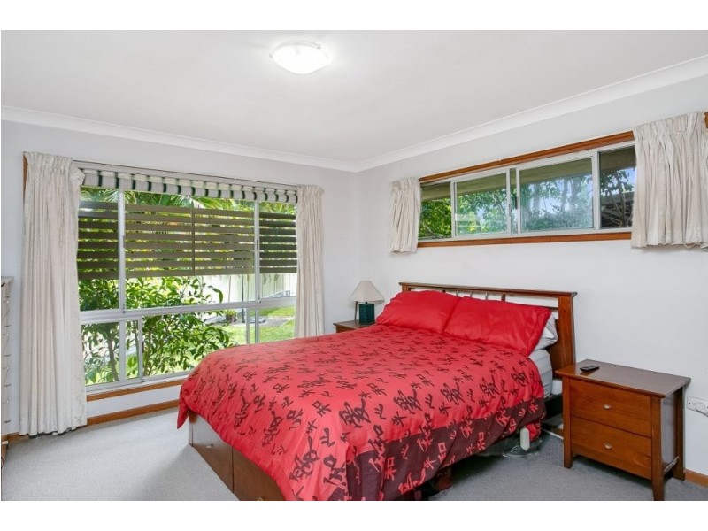 24 Lakes Drive, Tweed Heads West NSW 2485