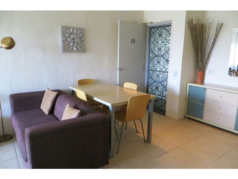 13/28 “White Caps” Miles Street, Kirra QLD 4225