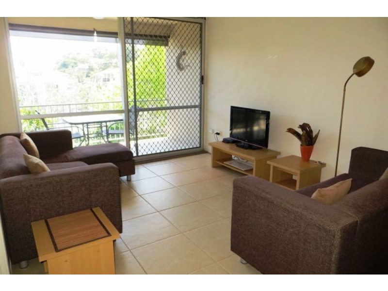 13/28 “White Caps” Miles Street, Kirra QLD 4225