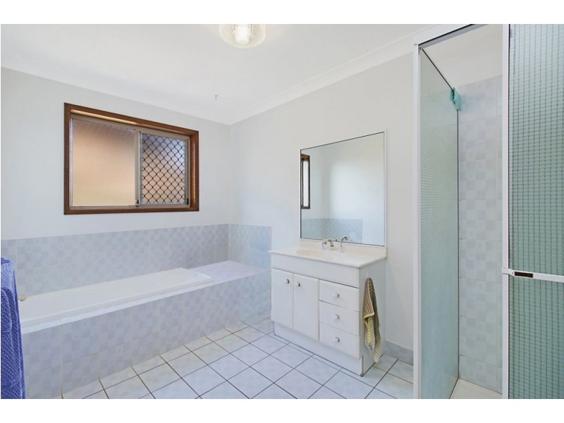 72 Warringa Drive, Bilambil Heights NSW 2486