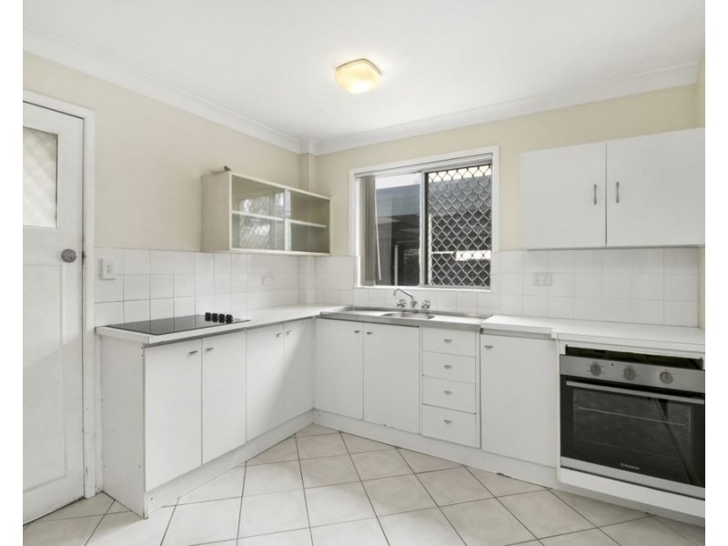 2/51 Winston Street, Kirra QLD 4225