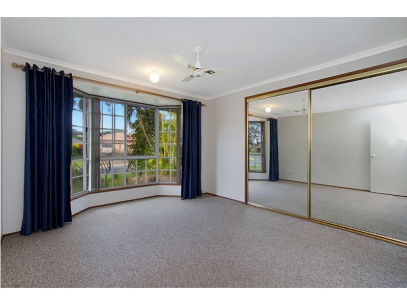 4 Roker Drive, Currumbin Waters QLD 4223