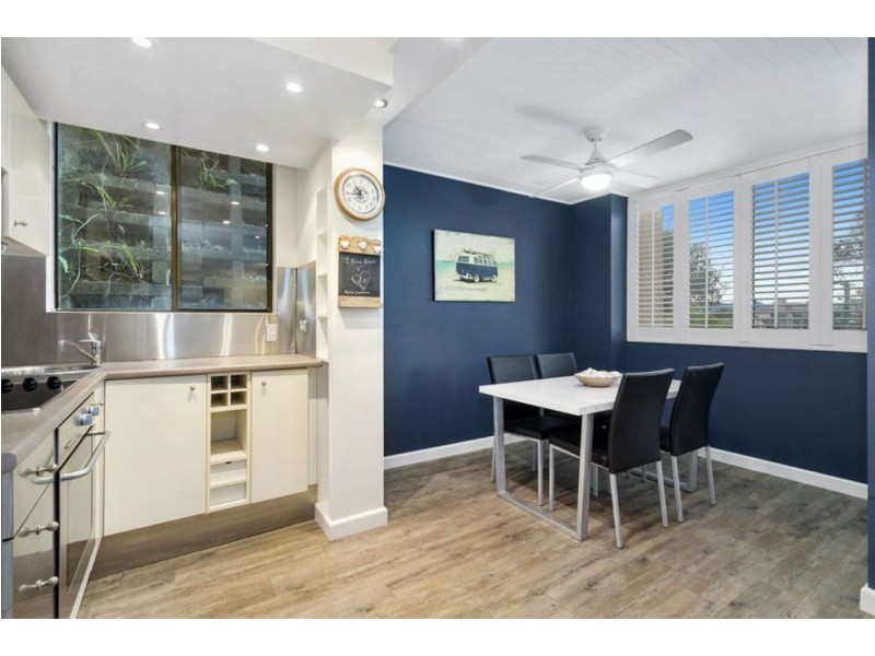 10/22 Marine Parade, Coolangatta QLD 4225