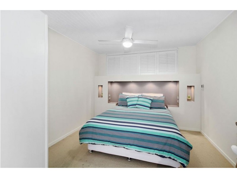 10/22 Marine Parade, Coolangatta QLD 4225