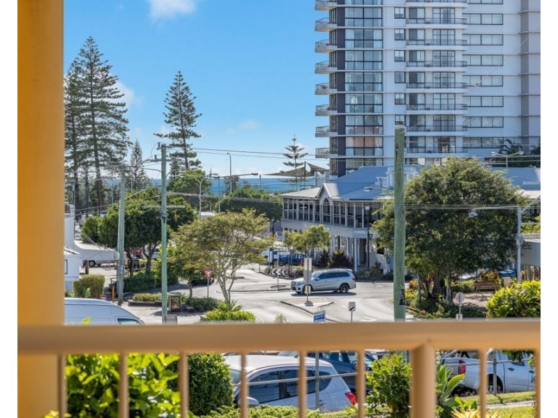 1/43 Mclean Street, Coolangatta QLD 4225