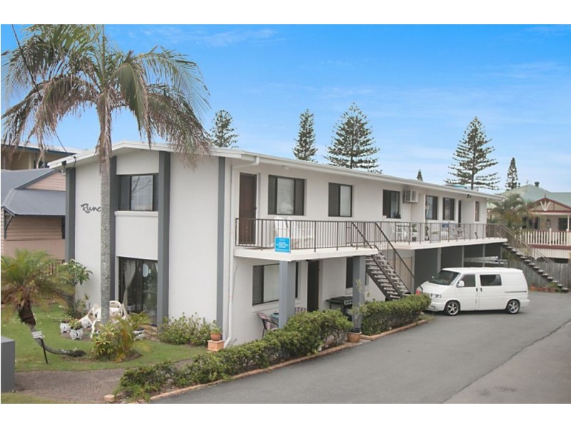 2/204 Pacific Parade, Bilinga QLD 4225