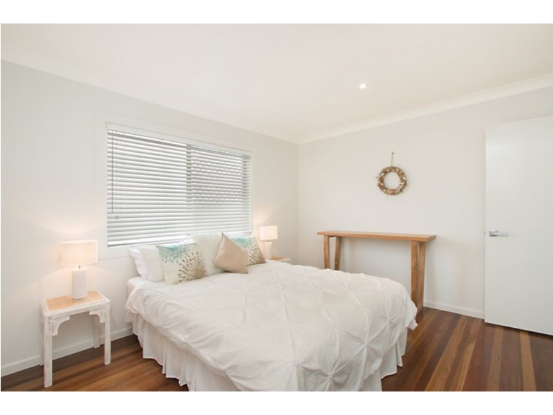 2/204 Pacific Parade, Bilinga QLD 4225