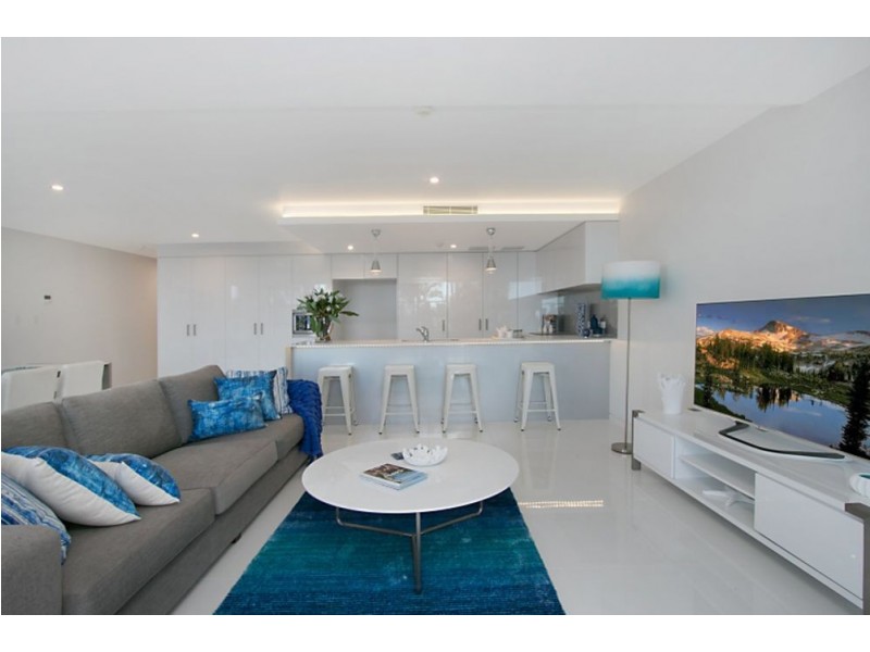 GD/828 ”The Rocks Resort’, Pacific Parade, Currumbin QLD 4223