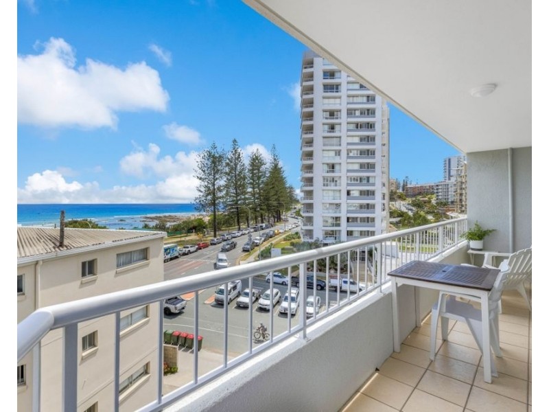 8/5 Ward Street, Rainbow Bay QLD 4225