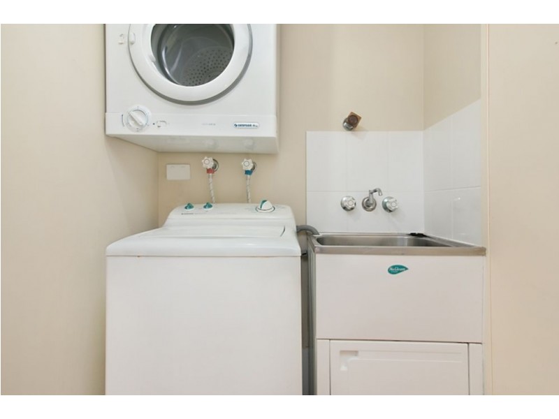 6/3 Eden Avenue, Rainbow Bay QLD 4225