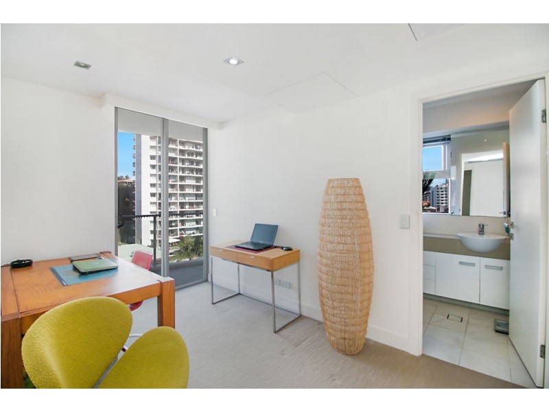 6/11 Eden Avenue, Rainbow Bay QLD 4225