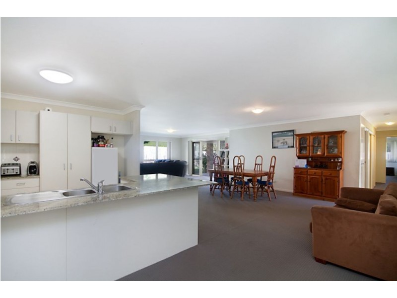 6 Firetail Court, Tweed Heads South NSW 2486