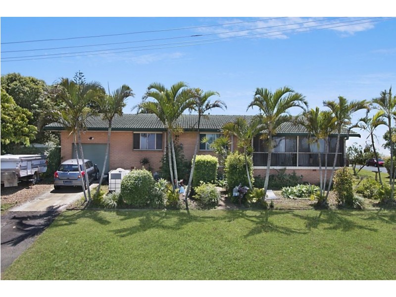 25 Walter Crescent, Banora Point NSW 2486