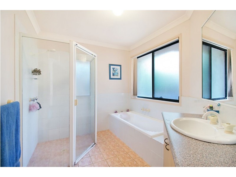 7 Birnam Avenue, Banora Point NSW 2486