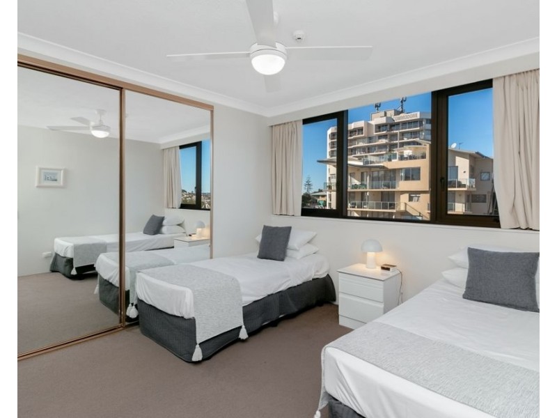 29/190 Marine Parade, Coolangatta QLD 4225