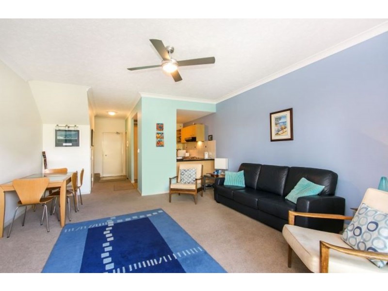 34/5 Hill Street, Rainbow Bay QLD 4225