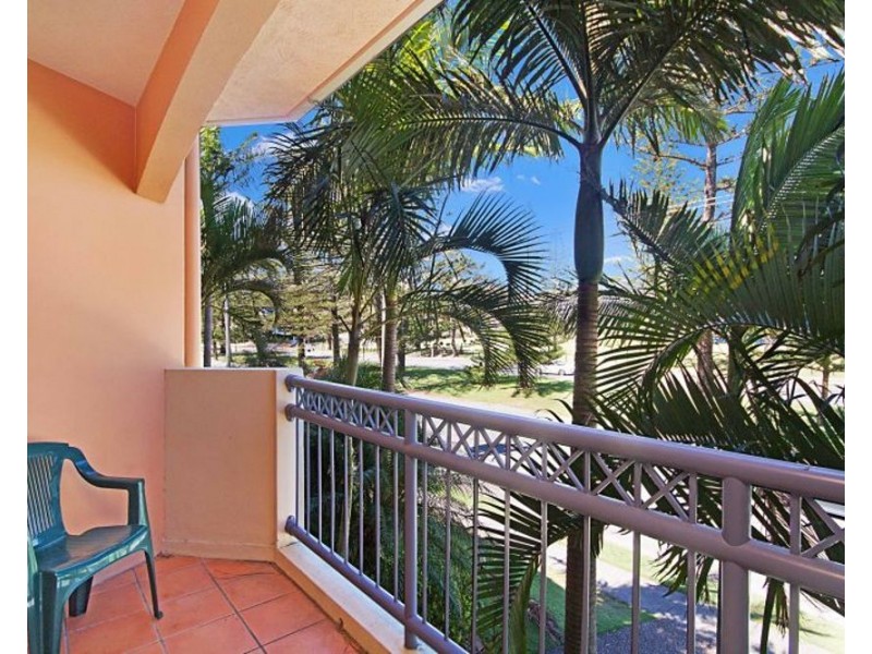 29/5 Hill Street  “Bella Mare Beachside Apartments”, Coolangatta QLD 4225