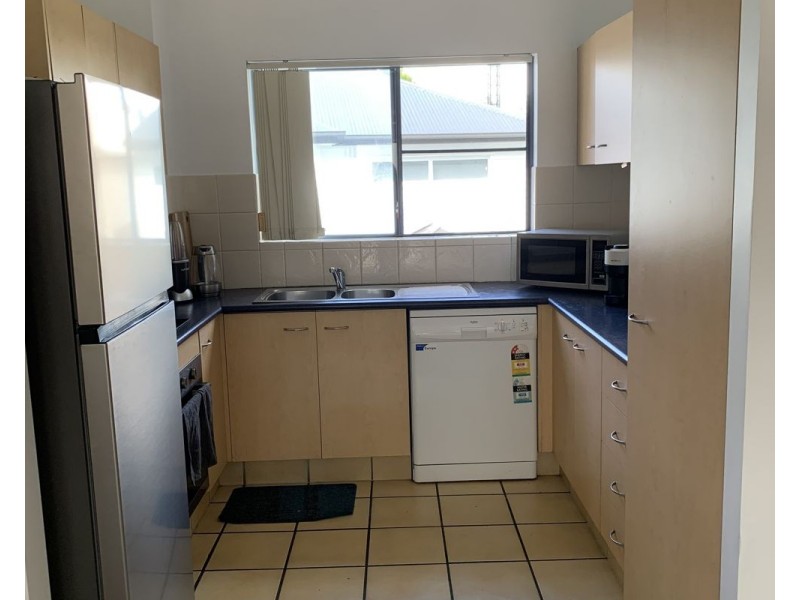 29/5 Hill Street  “Bella Mare Beachside Apartments”, Coolangatta QLD 4225