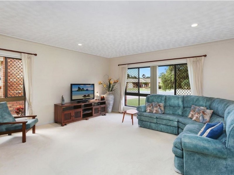 23 Damson Place, Elanora QLD 4221