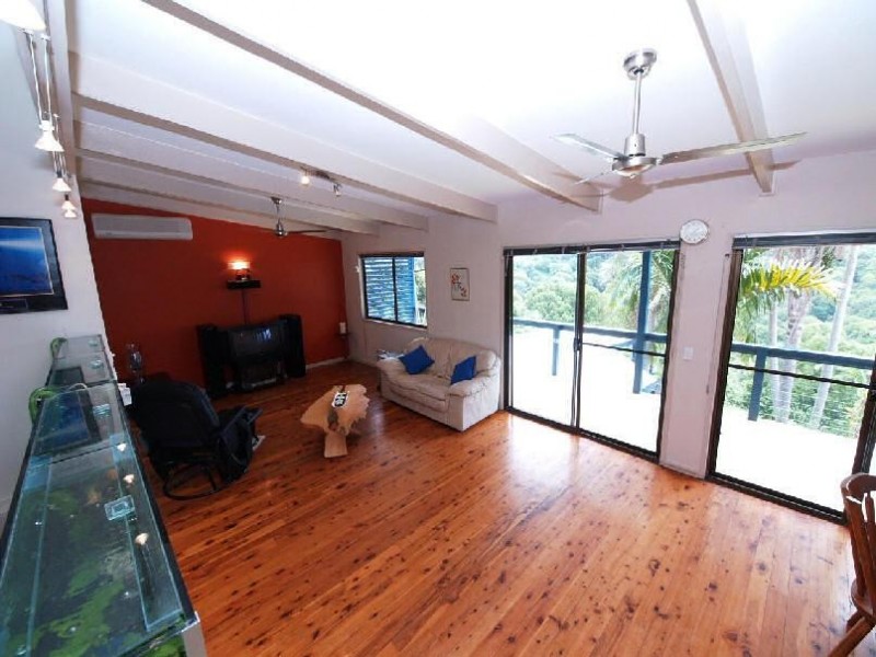 68 Peninsula Dr, Bilambil Heights NSW 2486