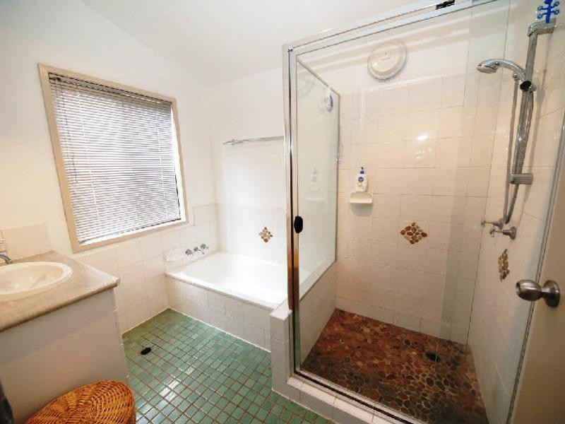 68 Peninsula Dr, Bilambil Heights NSW 2486