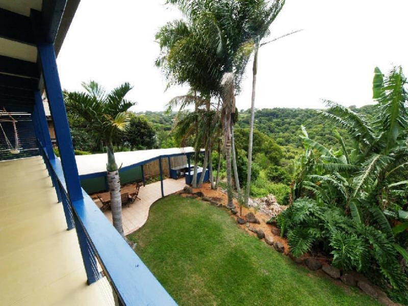 68 Peninsula Dr, Bilambil Heights NSW 2486