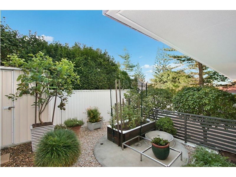 39 Dutton Street, Coolangatta QLD 4225