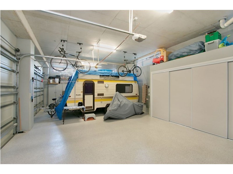 39 Dutton Street, Coolangatta QLD 4225