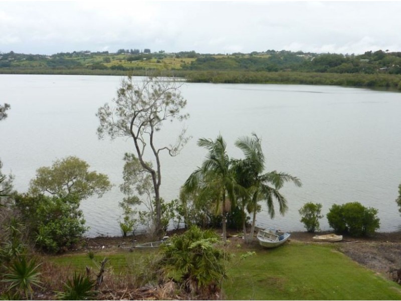 65 Broadwater Esplanade, Bilambil Heights NSW 2486