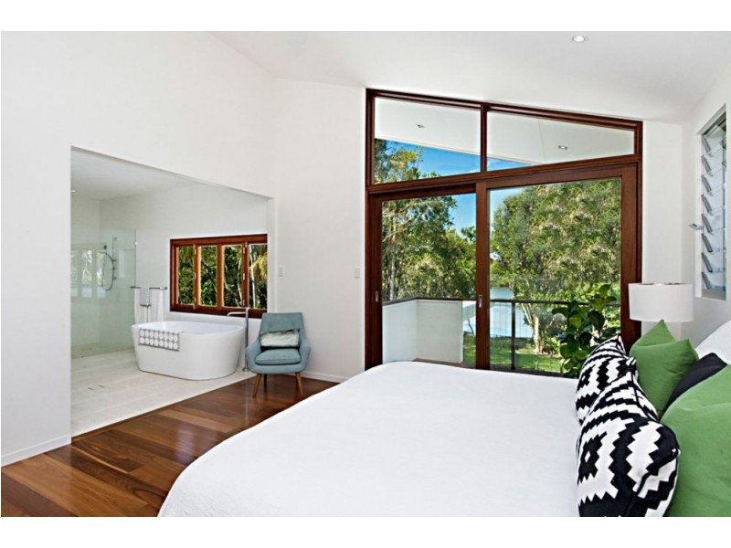 33 Fingal Road, Fingal Head NSW 2487