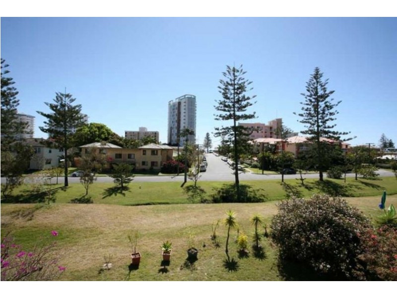 4/27 Coolangatta Road, Kirra QLD 4225