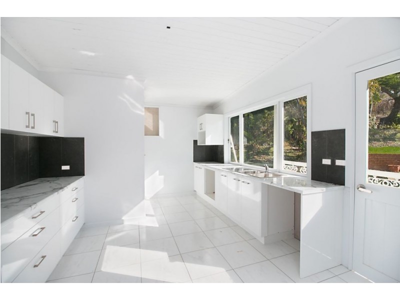 83 Garrick Street, Coolangatta QLD 4225