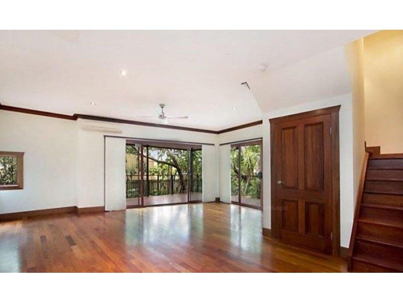 4/87 Golden Four Drive, Bilinga QLD 4225
