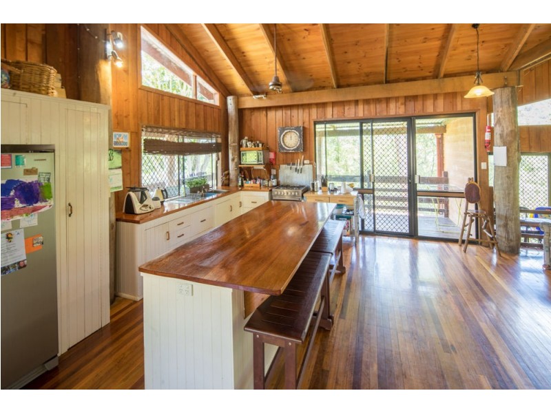 271 Austinville Road, Mudgeeraba QLD 4213