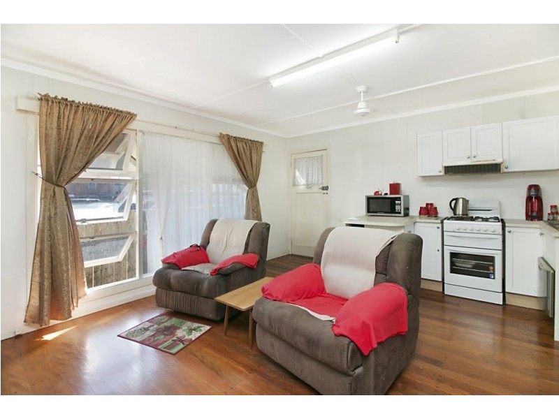 50 Eden Avenue, Coolangatta QLD 4225