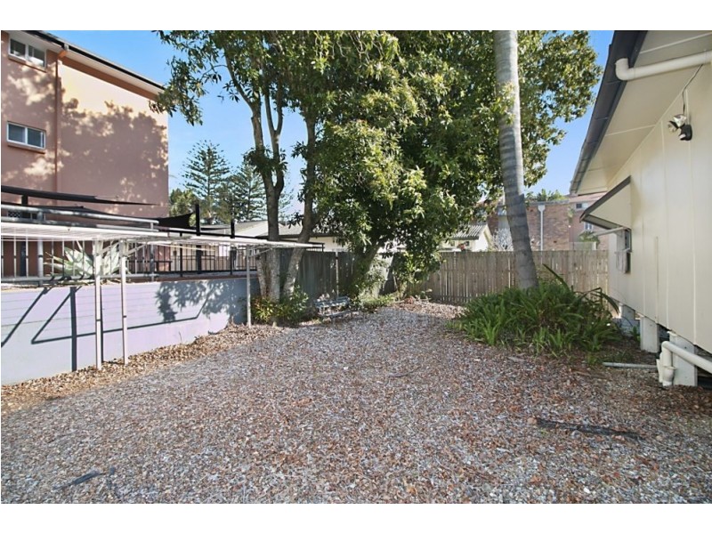 50 Eden Avenue, Coolangatta QLD 4225