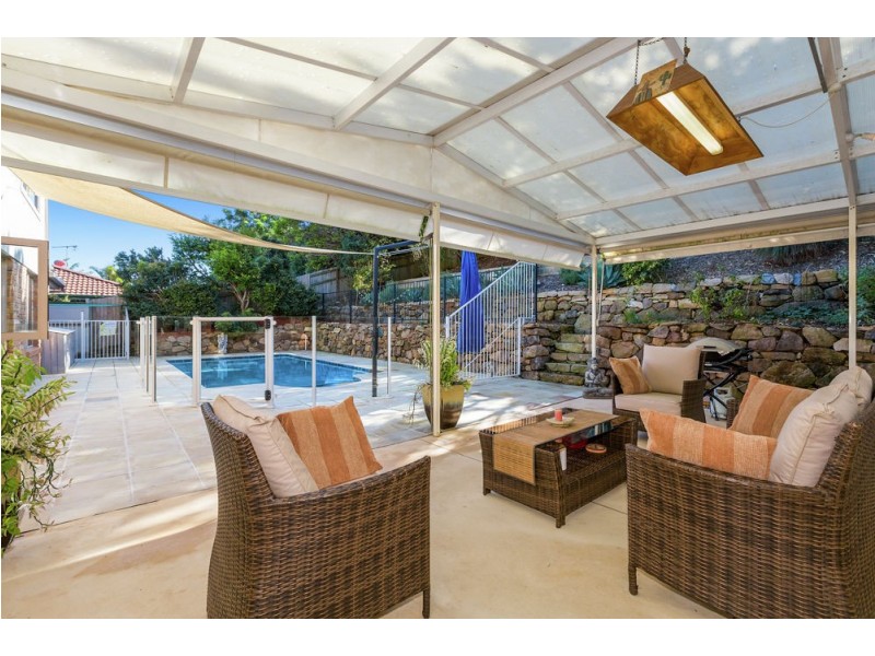 6 St Andrews Way, Banora Point NSW 2486