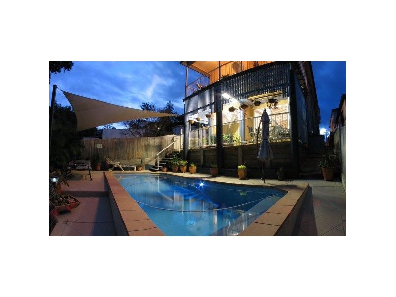 2/80 Mclean Street, Coolangatta QLD 4225