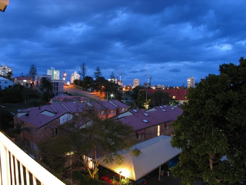 2/80 Mclean Street, Coolangatta QLD 4225