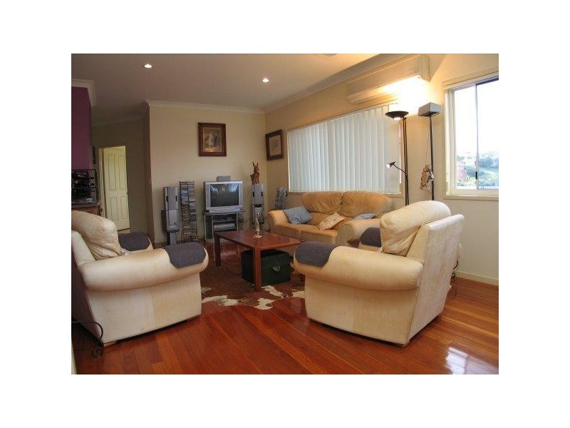 2/80 Mclean Street, Coolangatta QLD 4225