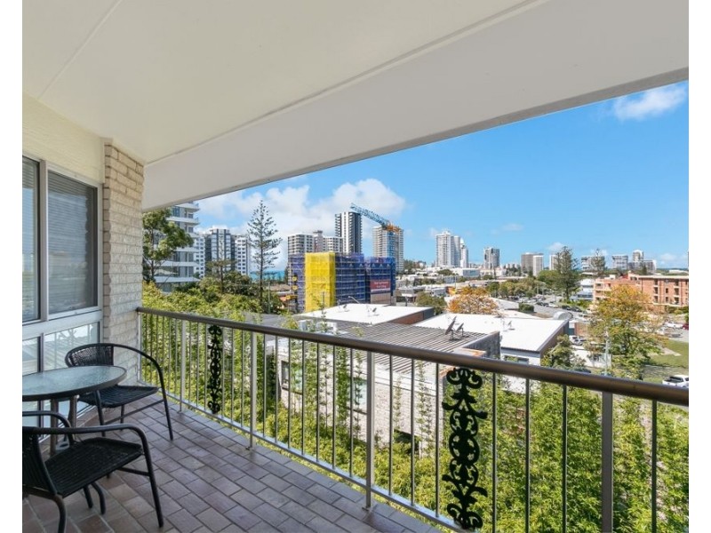 15/126 Musgrave Street, Coolangatta QLD 4225