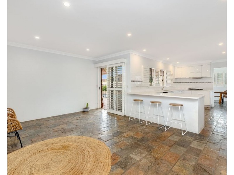 15 Warringa Drive, Bilambil Heights NSW 2486