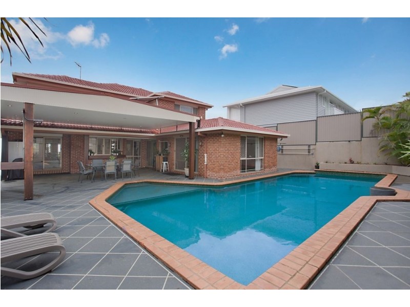 4 Karingal Avenue, Bilambil Heights NSW 2486